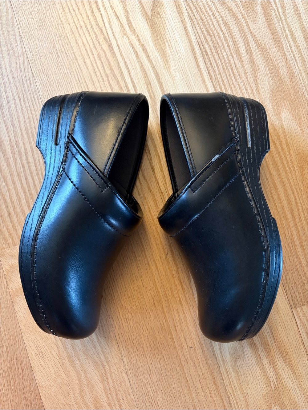Dansko XP Clogs - Picture 3 of 8